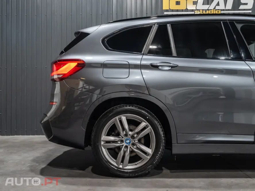 BMW X1 xDrive25e Pack Desportivo M