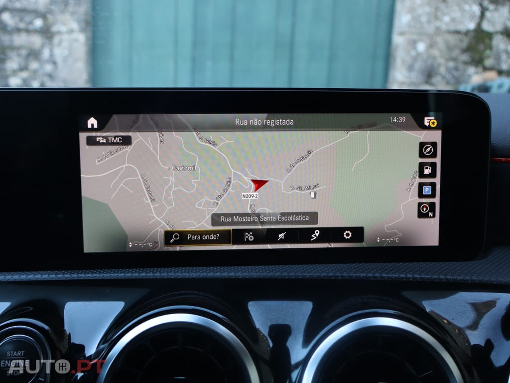 Mercedes-Benz A 250 e AMG Line