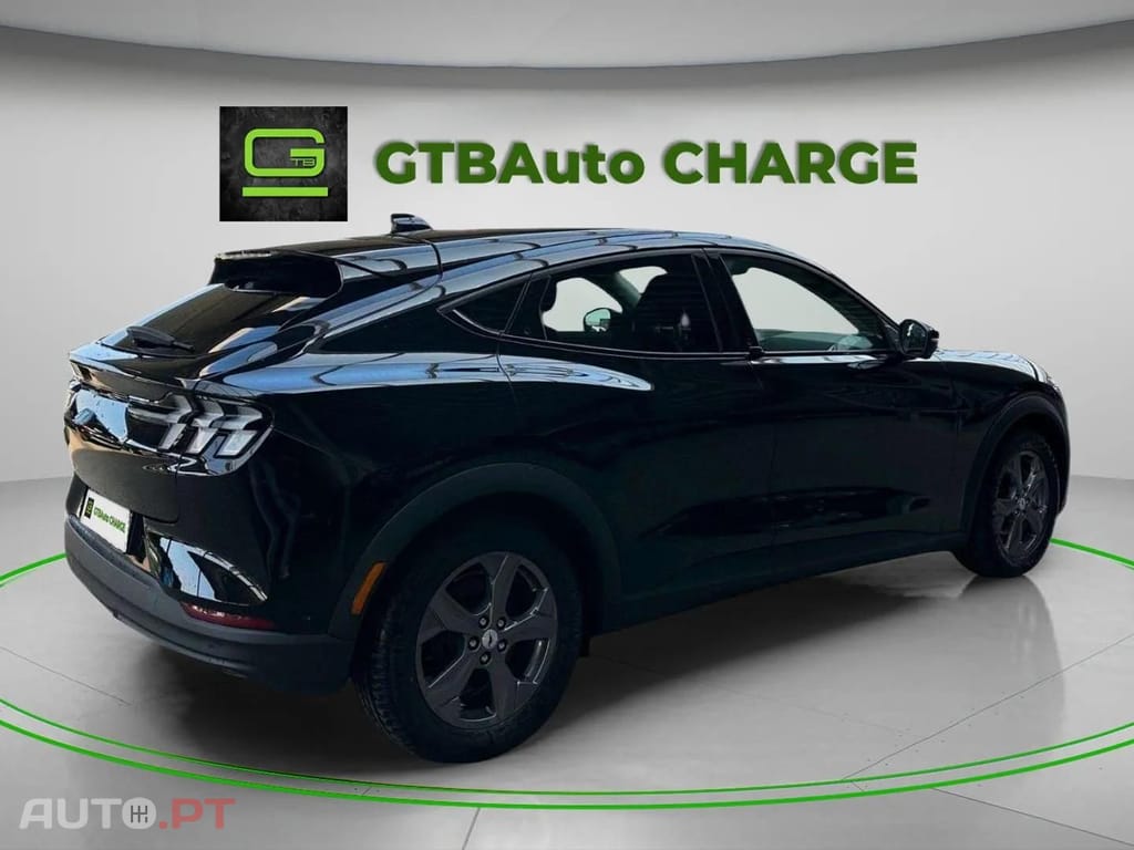 Ford Mustang Mach-E Standard Range RWD