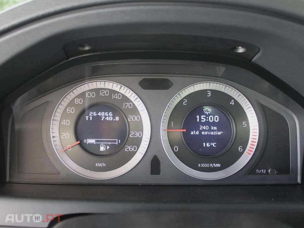 Volvo XC70 D4 AWD Summum