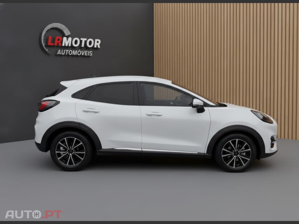 Ford Puma 1.0 EcoBoost MHEV Titanium