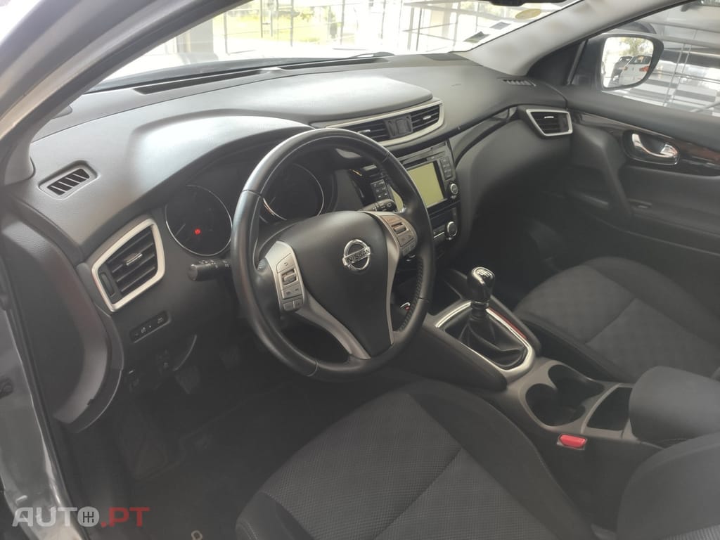 Nissan Qashqai 1.5 dCi Acenta Connect