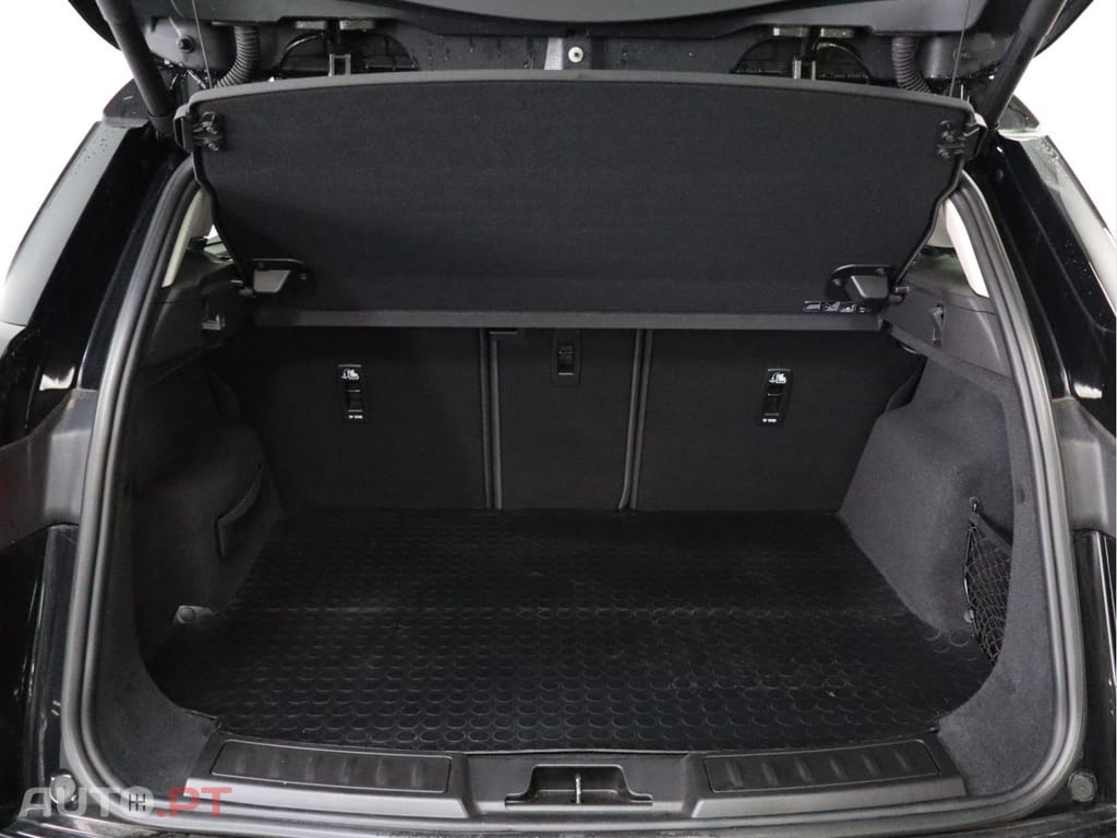 Land Rover Evoque 1.5 I3 160 FWD Auto MHEV R-Dynamic