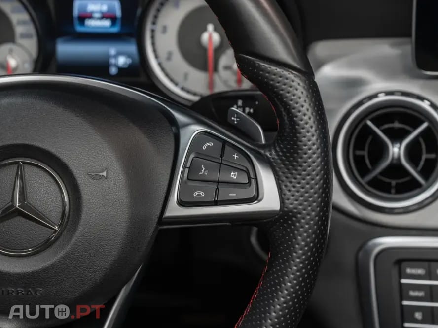 Mercedes-Benz GLA 180 AMG Line Aut.