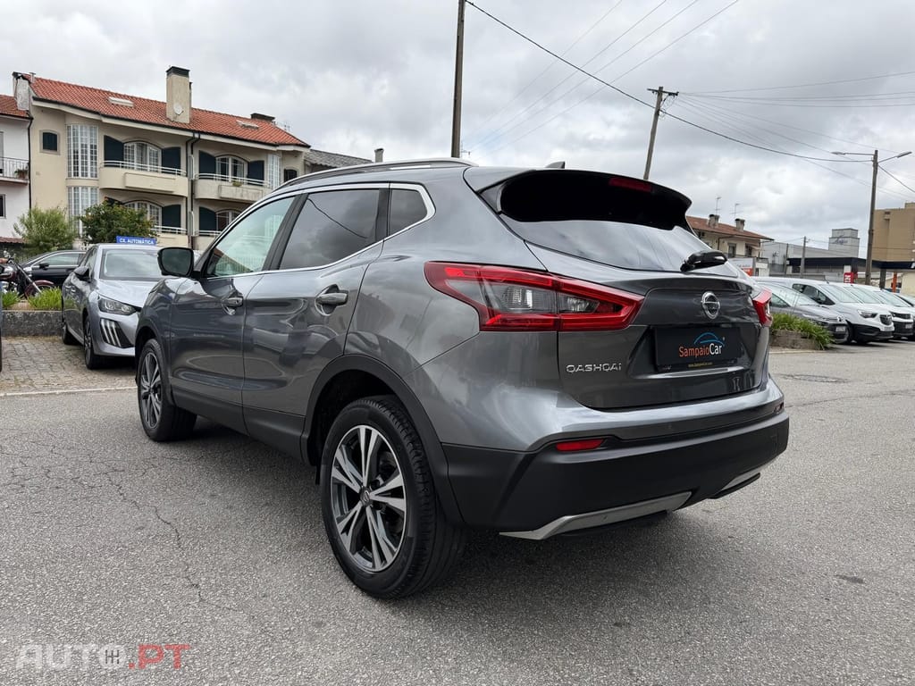 Nissan Qashqai 1.5 dCi N-Connecta J18