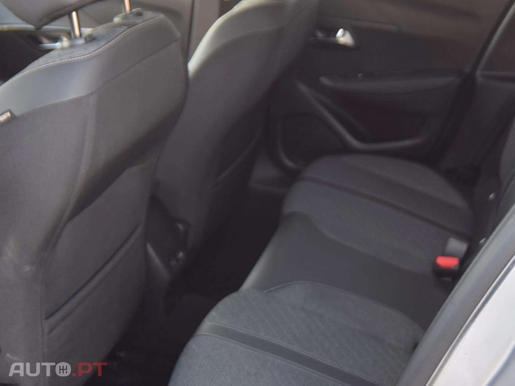 Peugeot 208 1.2 PureTech Allure Pack