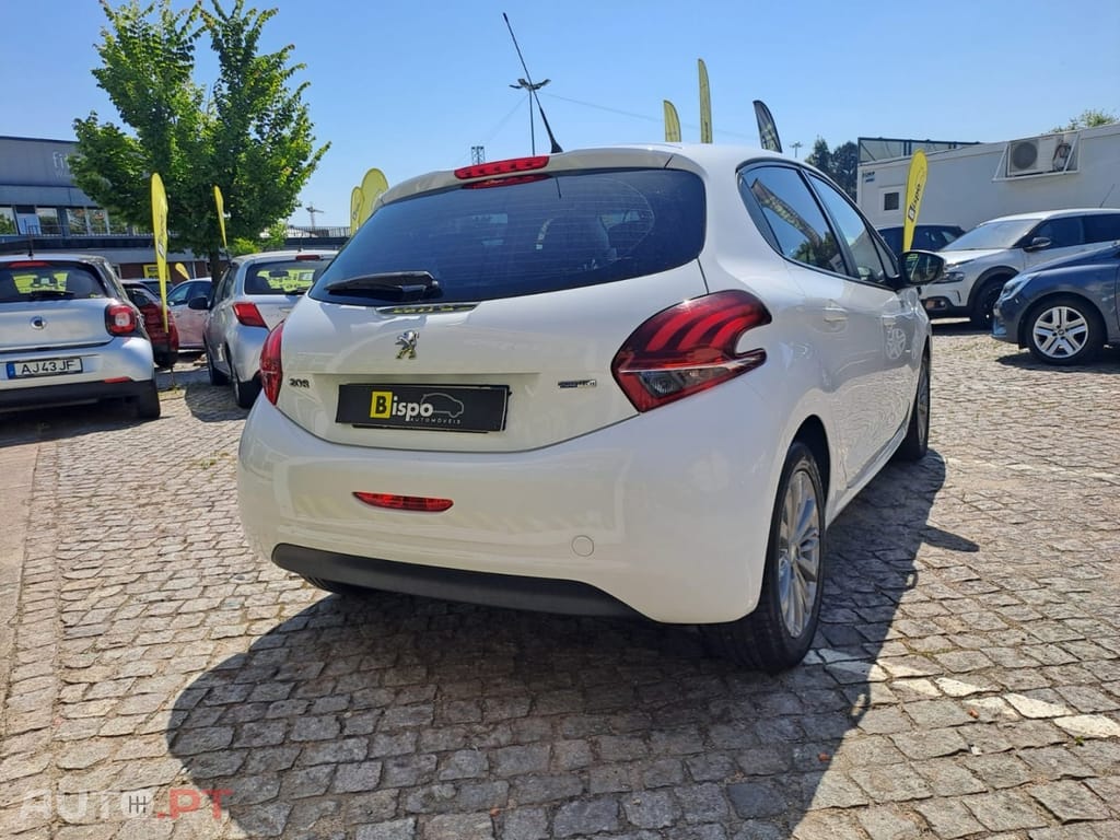 Peugeot 208 82 VTI Allure