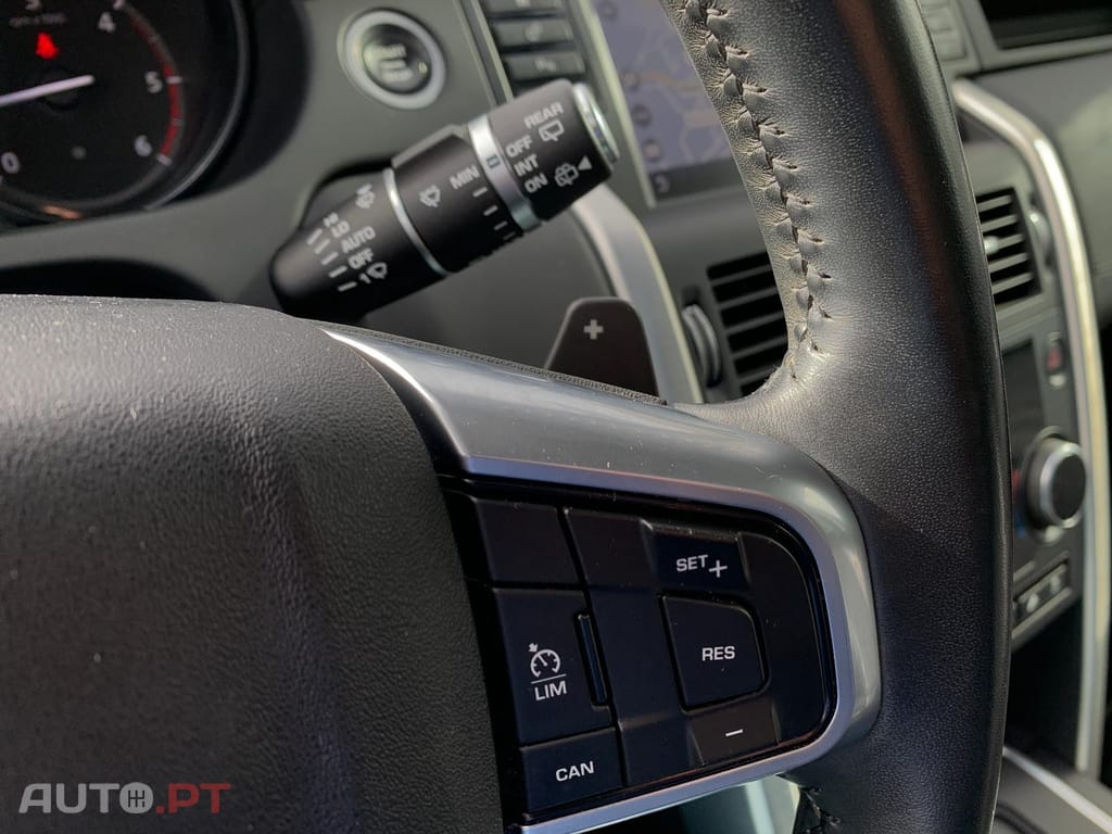 Land Rover Discovery Sport 2.0 TD4 HSE Luxury 7L Auto