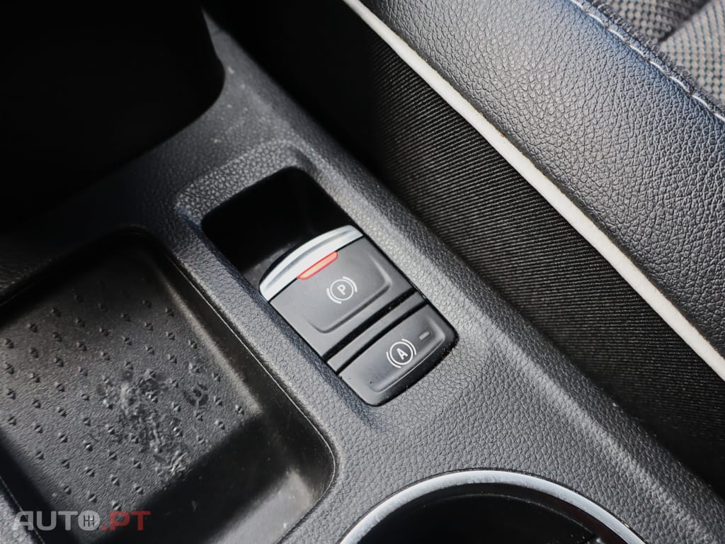 Renault Captur 1.0 TCe Intes