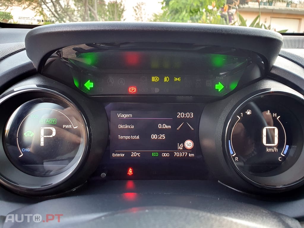 Toyota Yaris 1.5 VVT-i Hybrid Dynamic Force Luxury