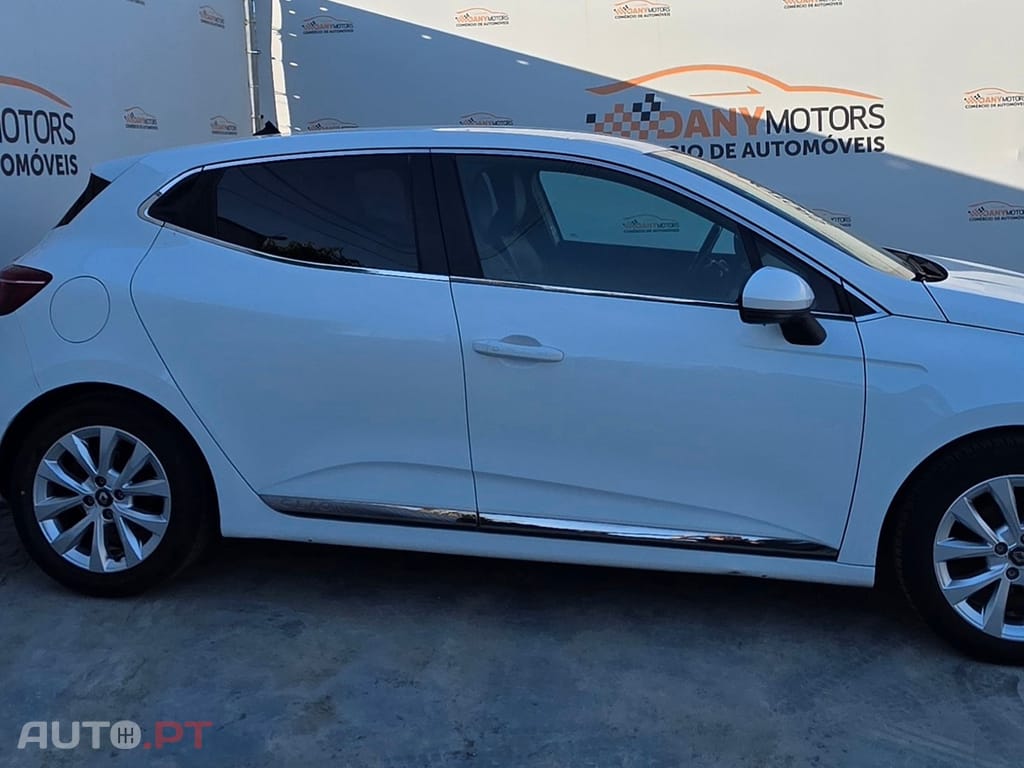 Renault Clio TCe 100 INTENS