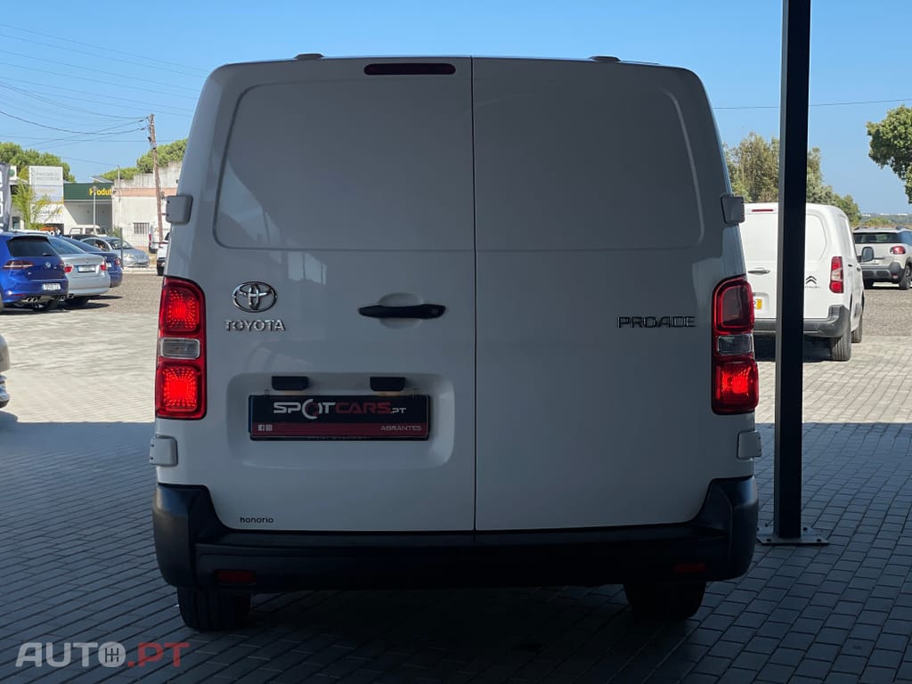 Toyota Proace 2.0 D-4D L2