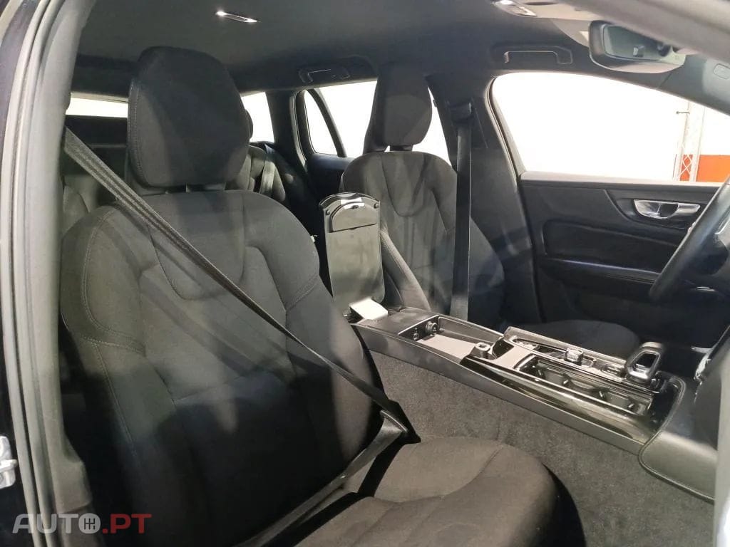 Volvo V60 2.0 T6 AWD TE Inscription Expression