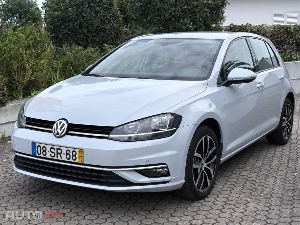 Volkswagen Golf 1.0 TSI Confortline