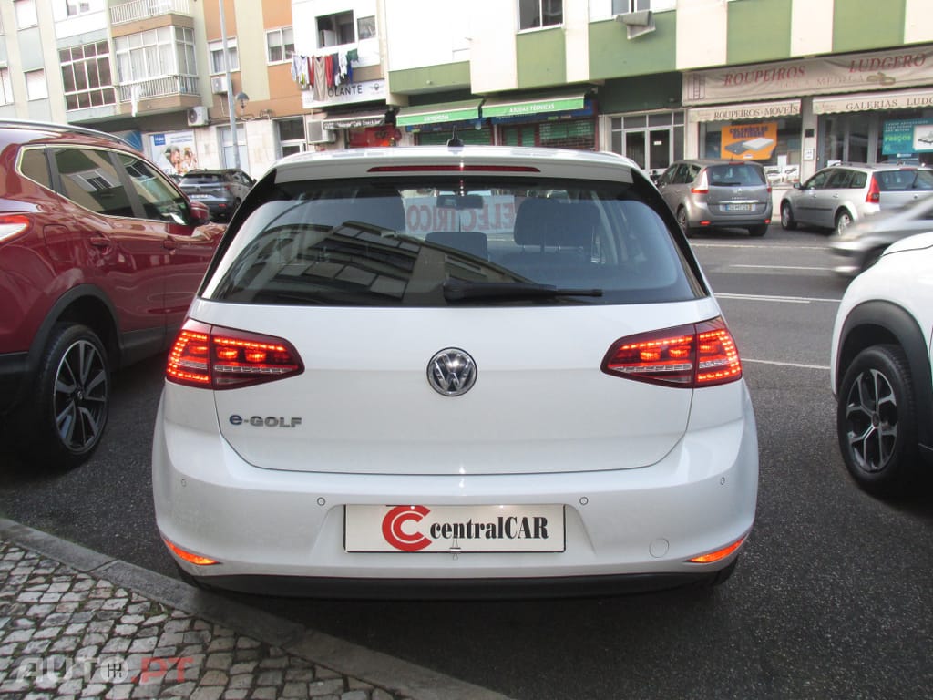 Volkswagen e-Golf AC/DC