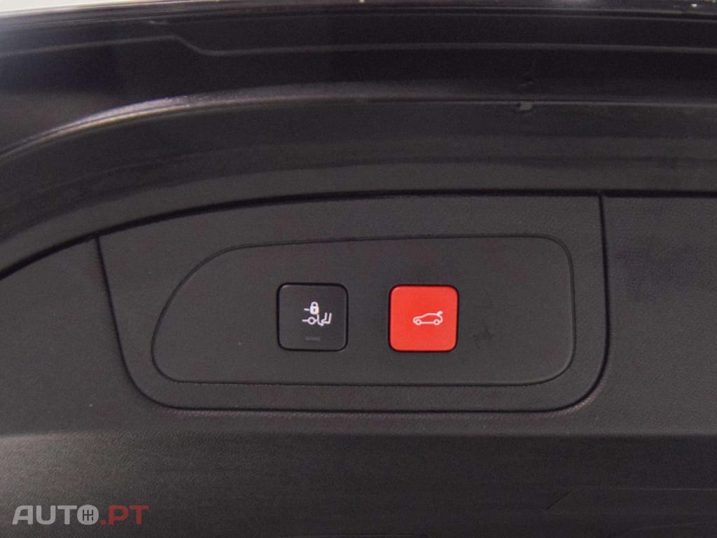 DS DS7 Crossback E-Tense Performance Line+ EAT8