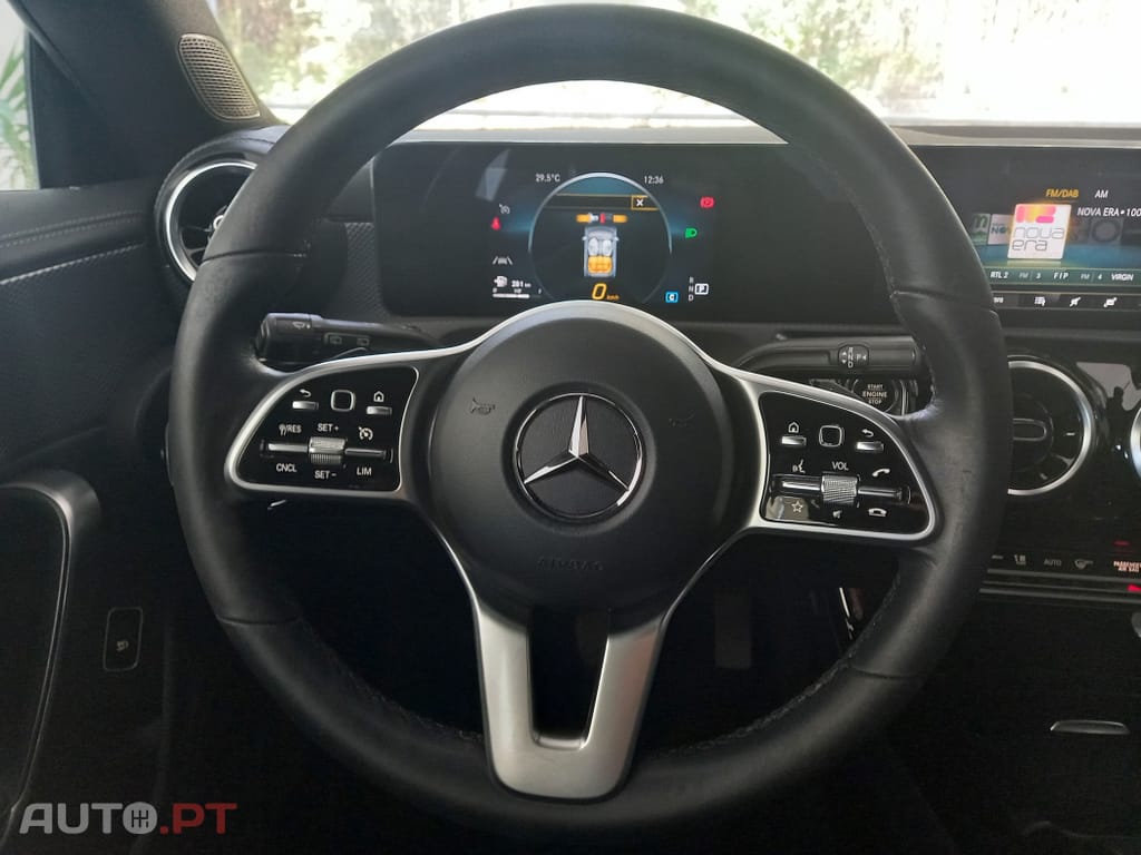 Mercedes-Benz CLA 180 Progressive Line