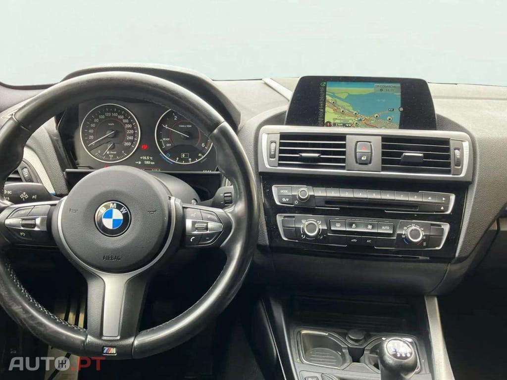 BMW 116 d Pack Desportivo M