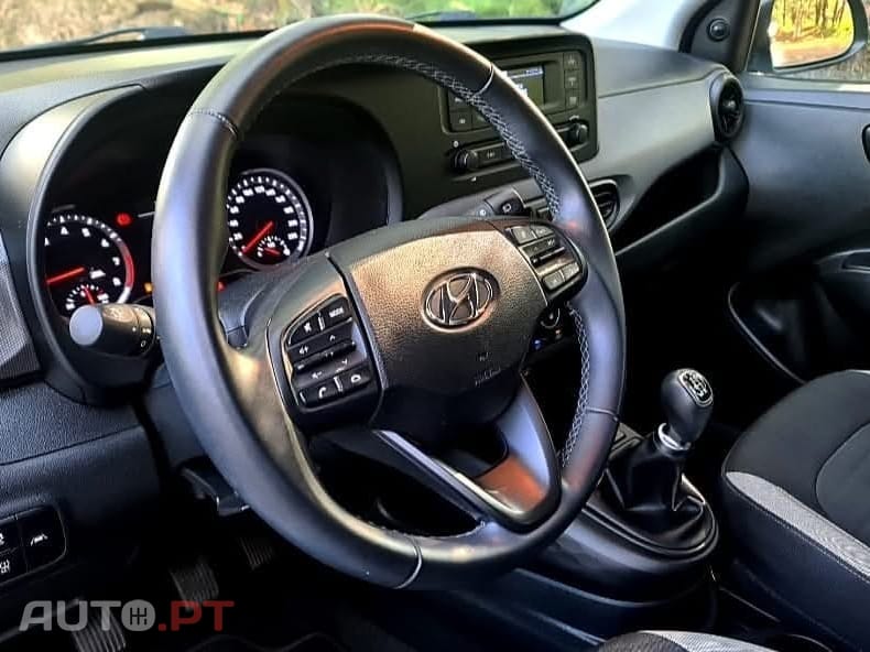 Hyundai i10 1.0 Fifa World Cup Edition