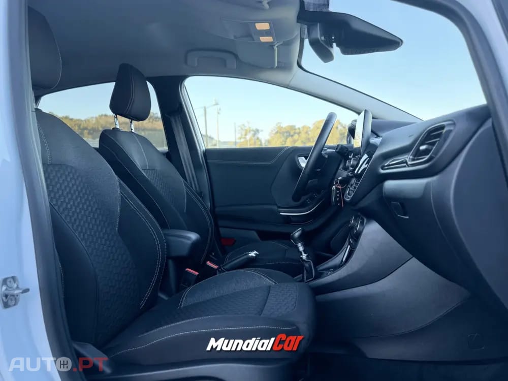 Ford Puma 1.0 EcoBoost MHEV Titanium