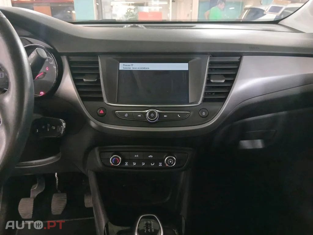 Opel Crossland X 1.2 Business Edition