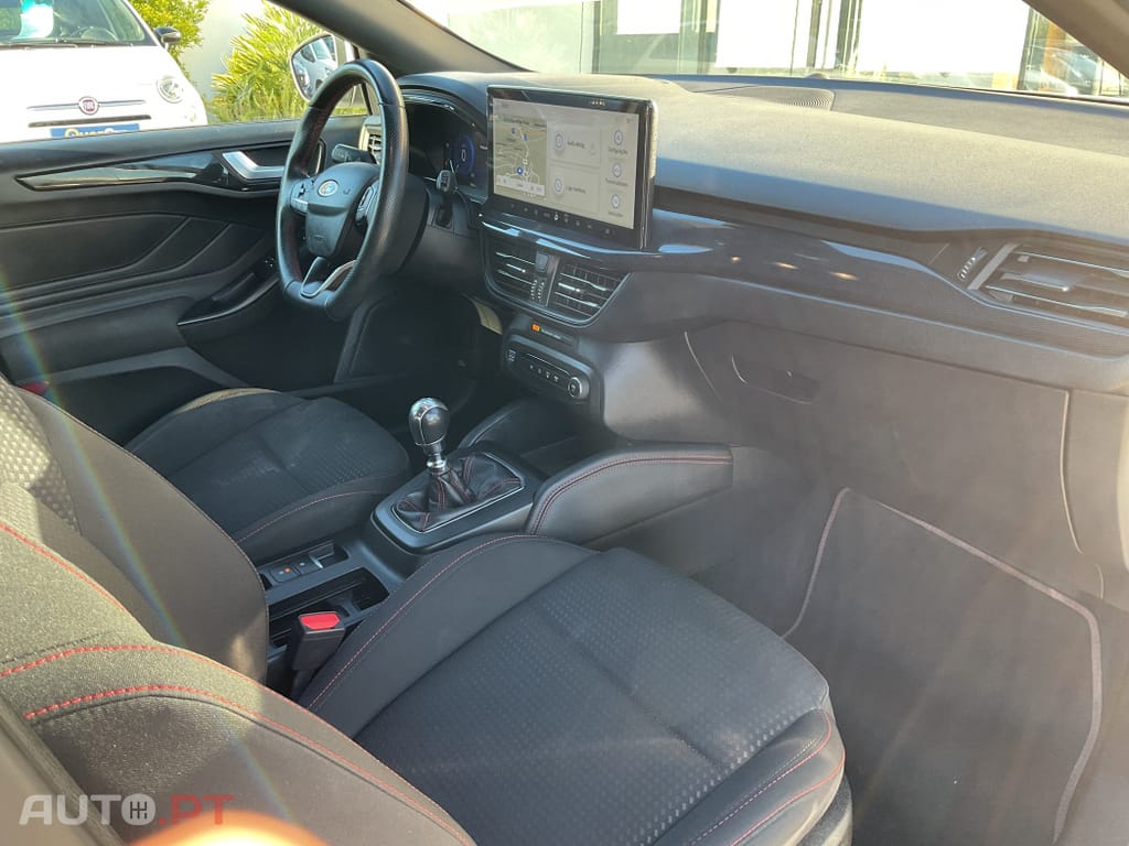 Ford Focus SW 1.0 EcoBoost MHEV ST-Line
