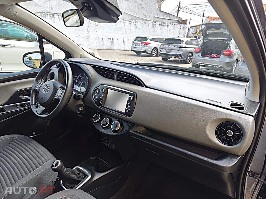 Toyota Yaris 1.0 VVT-i Comfort Plus