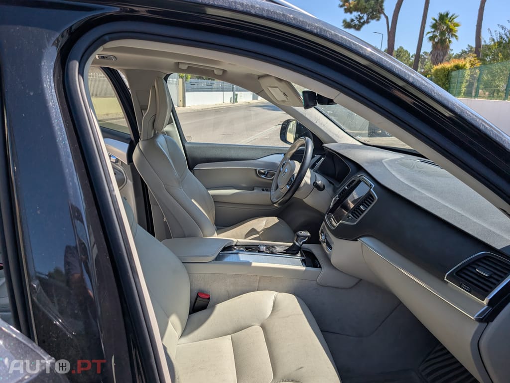 Volvo XC90 D4 Momentum
