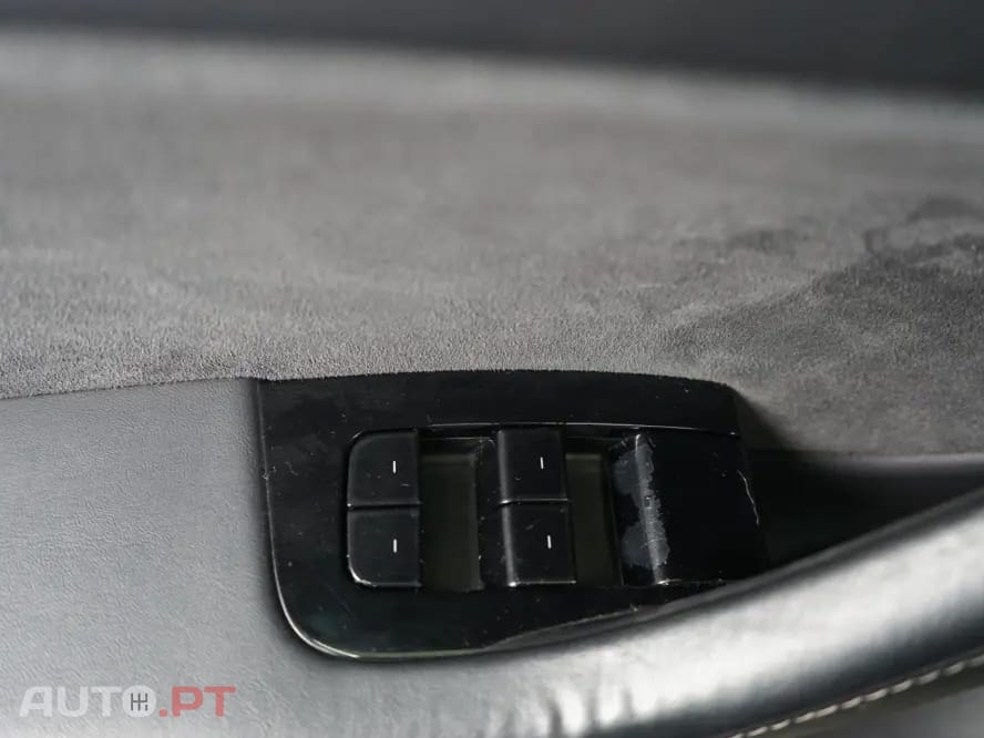 Tesla Model 3 Standard Range Plus RWD