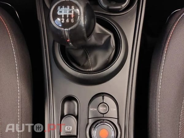 MINI Countryman One D