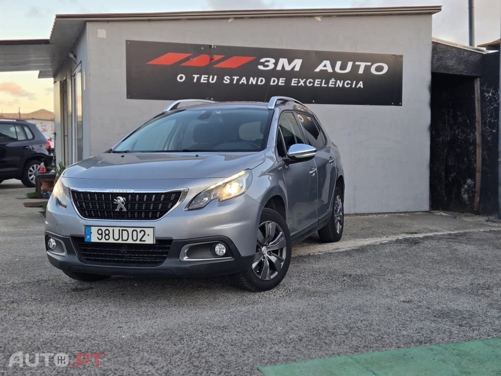 Peugeot 2008 1.2 PureTech Allure