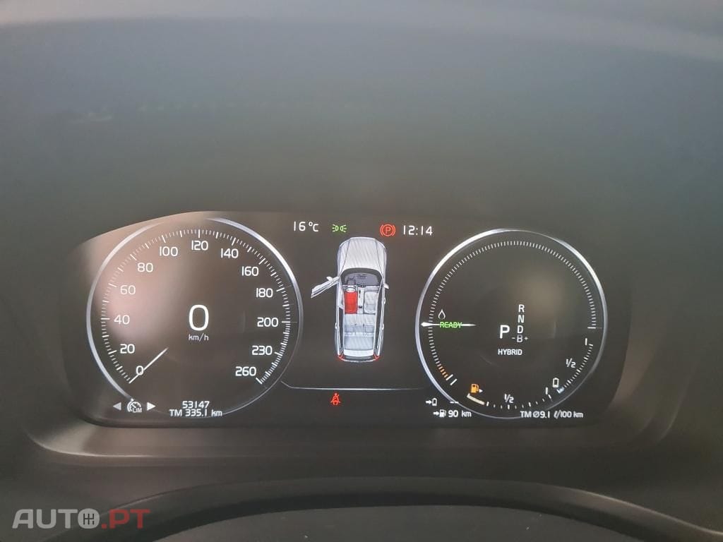 Volvo V60 2.0 T8 AWD TE Momentum Plus