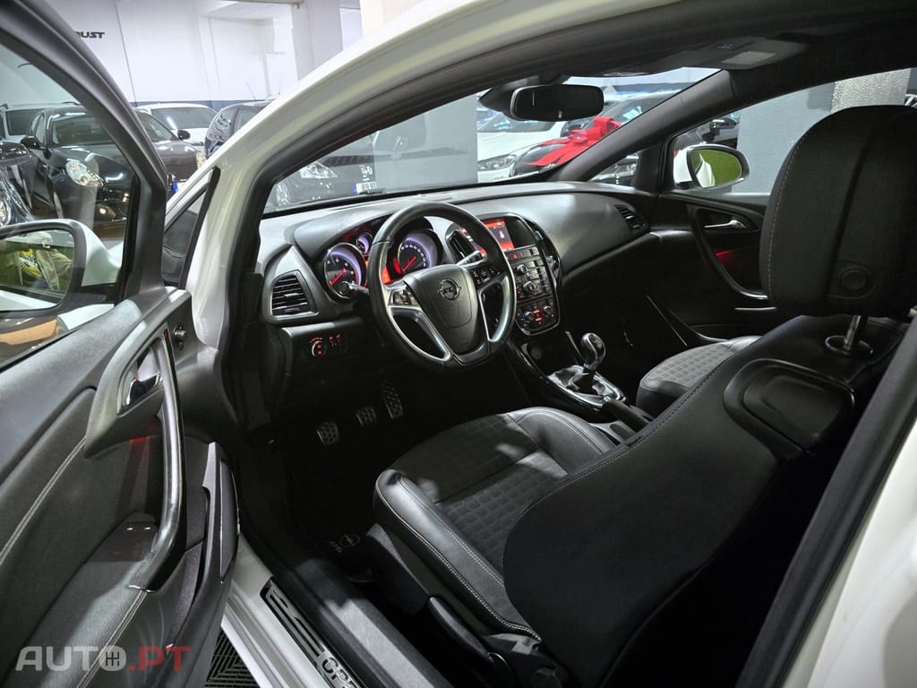 Opel Astra GTC 1.6 CDTi S/S