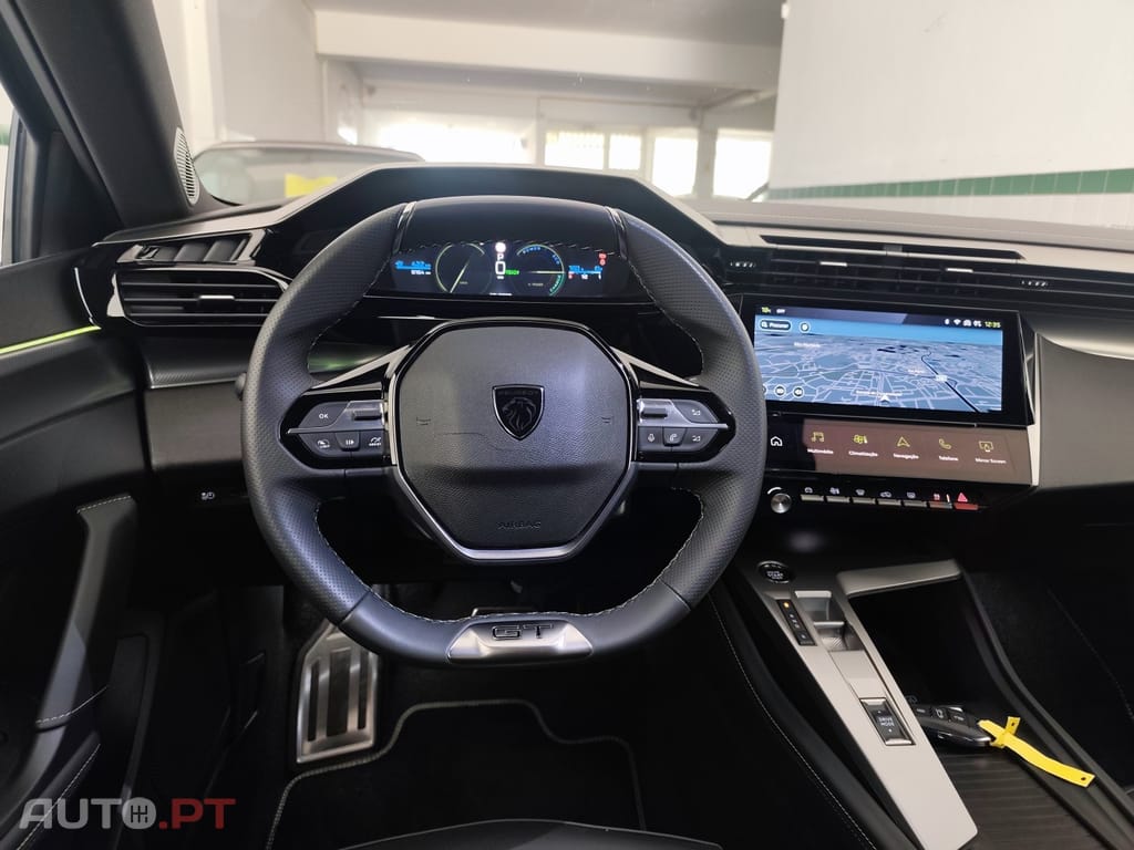 Peugeot E-308 58 kWh GT