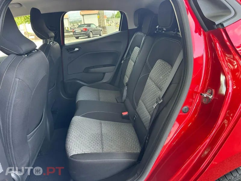 Renault Clio 1.0 TCe Exclusive CVT