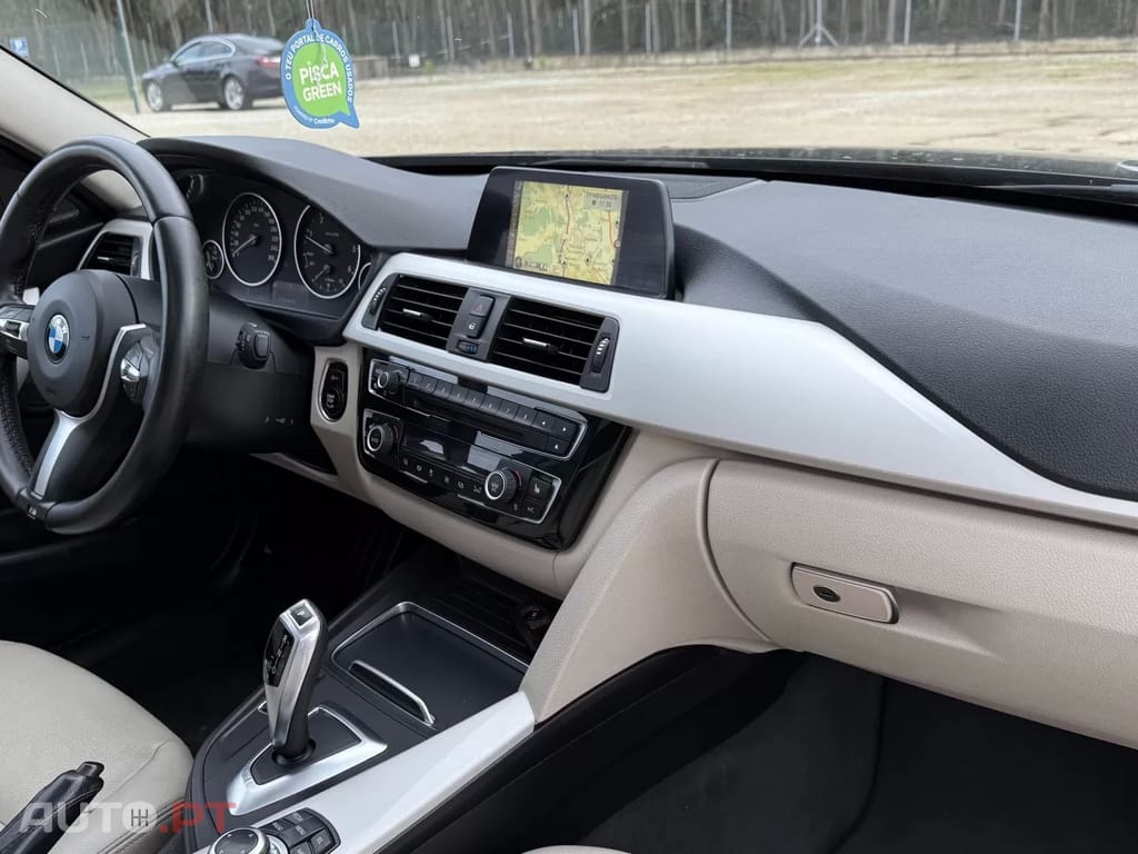 BMW 320 d xDrive DPF Touring Aut. Edition Fleet Exclusive