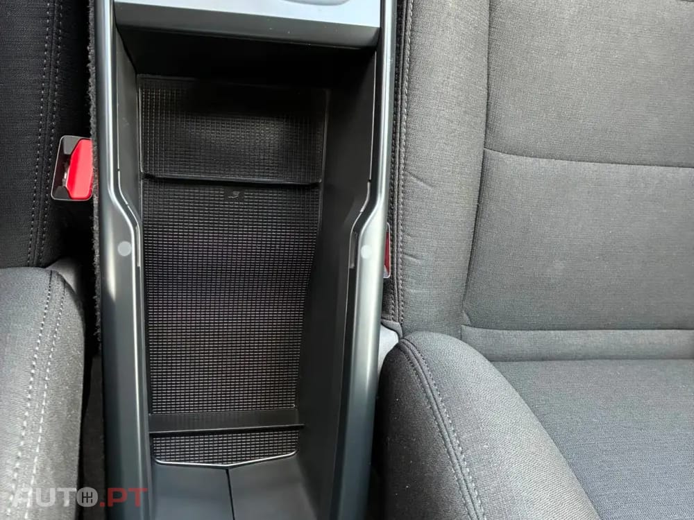 Volvo XC40 1.5 T2 Momentum Plus Geartronic