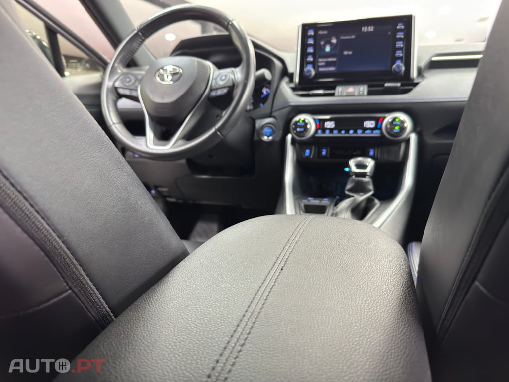 Toyota RAV4 HDF Square Collection