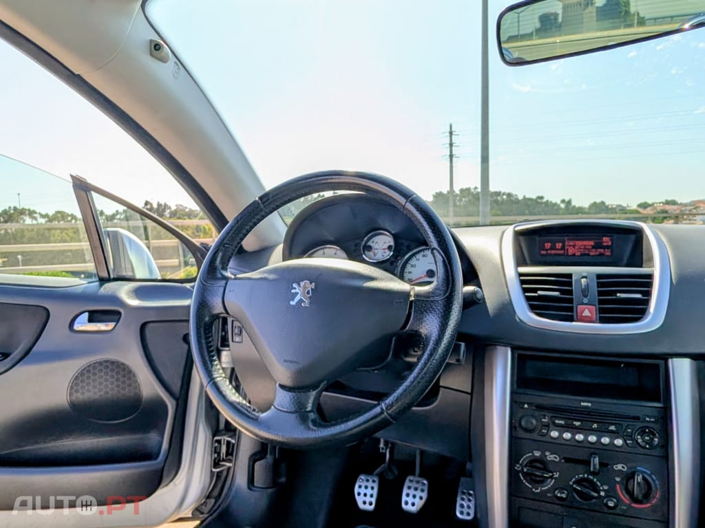 Peugeot 207 CC 16V