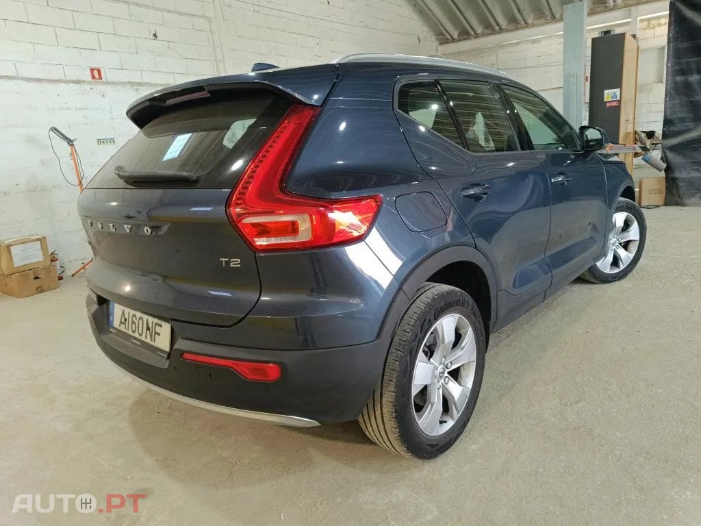 Volvo XC40 1.5 T2 Momentum Geartronic