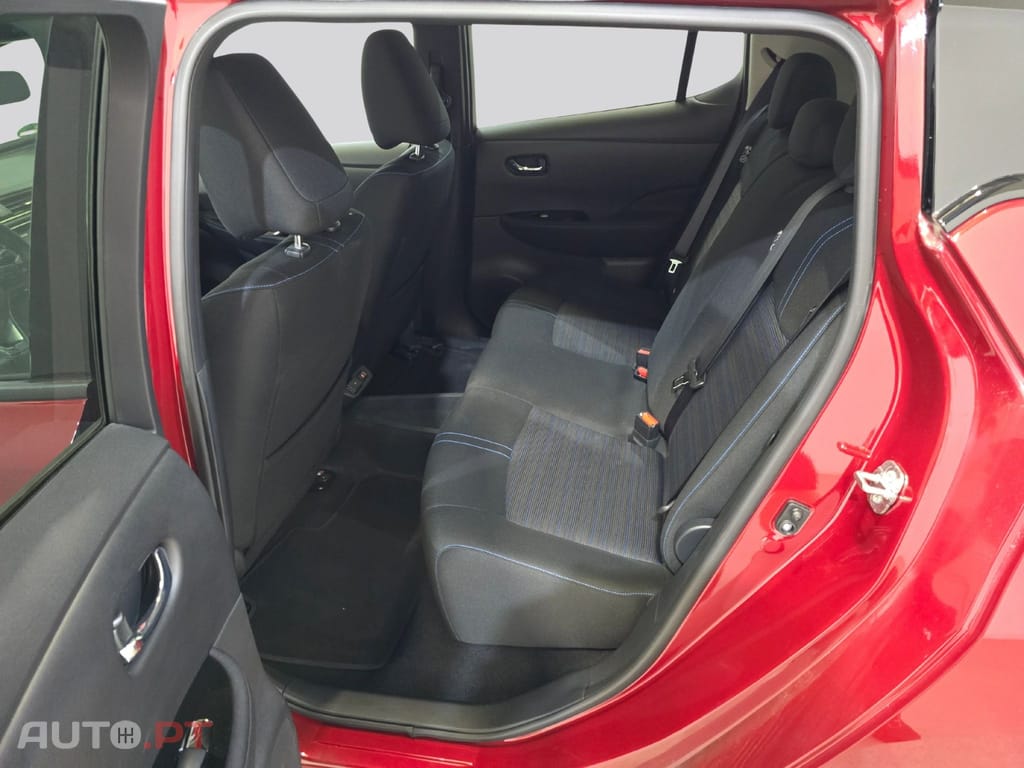 Nissan Leaf N-Connecta  I.V.A DEDUTIVEL