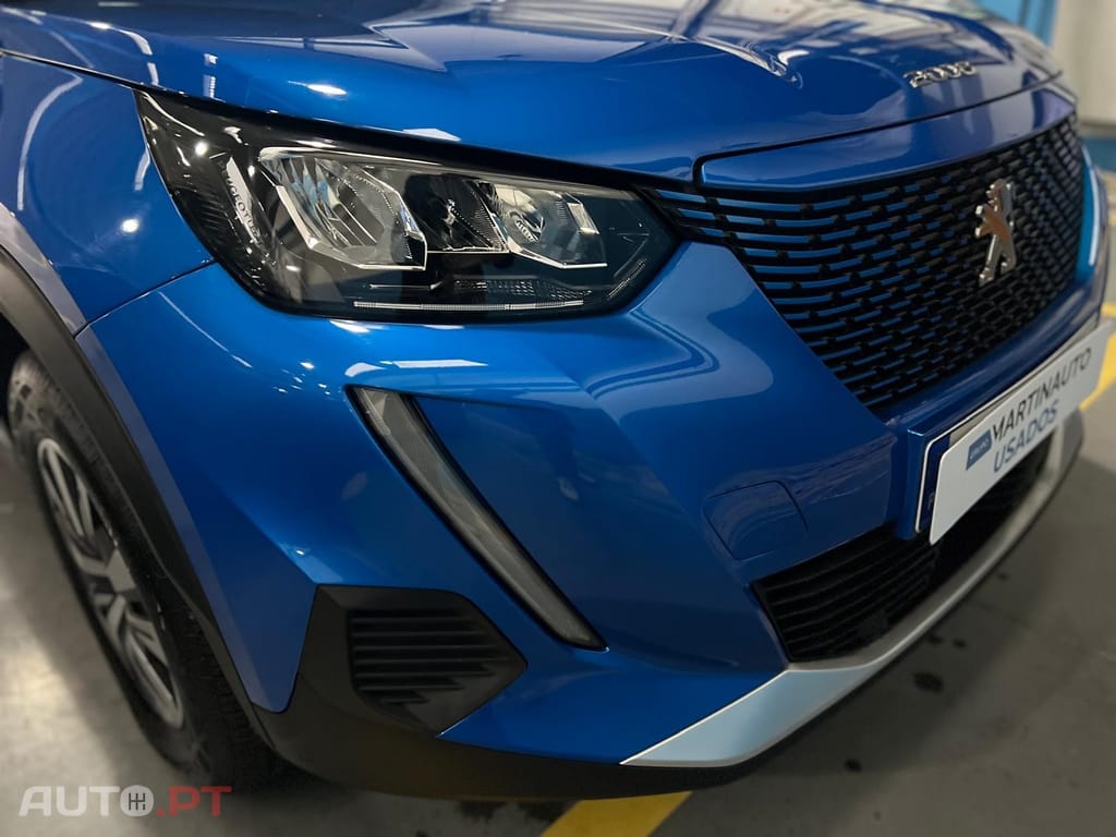 Peugeot E-2008 50 kWh Active Pack