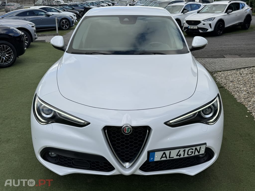 Alfa Romeo Stelvio 2.2 D Super AT8