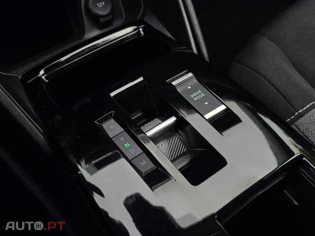 Citroen C4 X 1.2 Hybrid Max e-DSC6