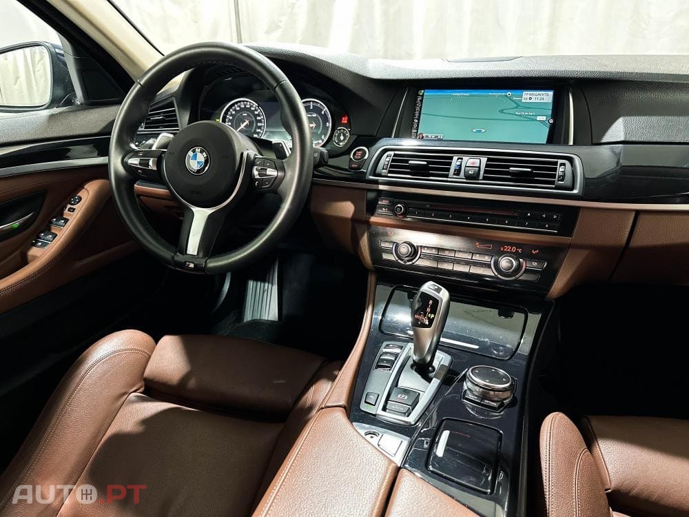 BMW 520 d Pack Desportivo M Auto