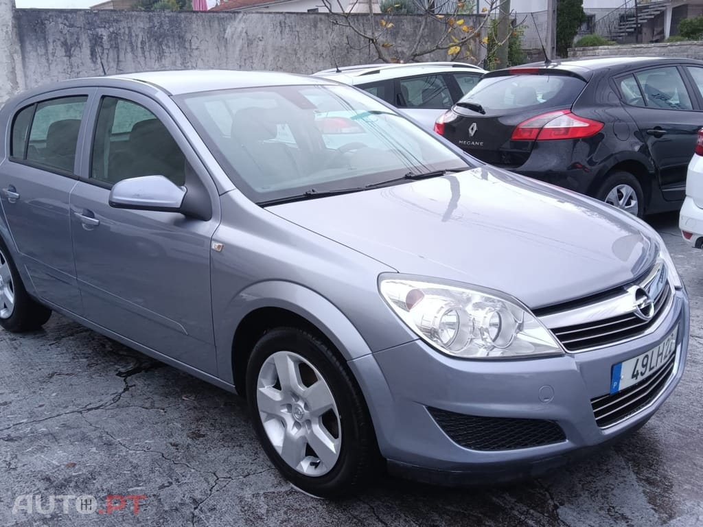 Opel Astra 1.3 CDTi Edition