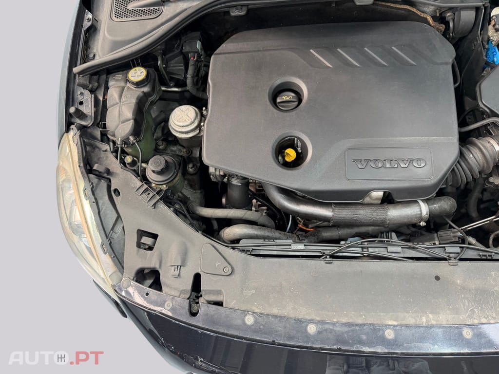 Volvo V60 1.6d  R-design