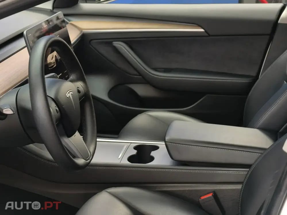 Tesla Model 3 Performance Tração Integral