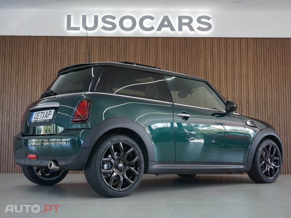 MINI Cooper Cooper D