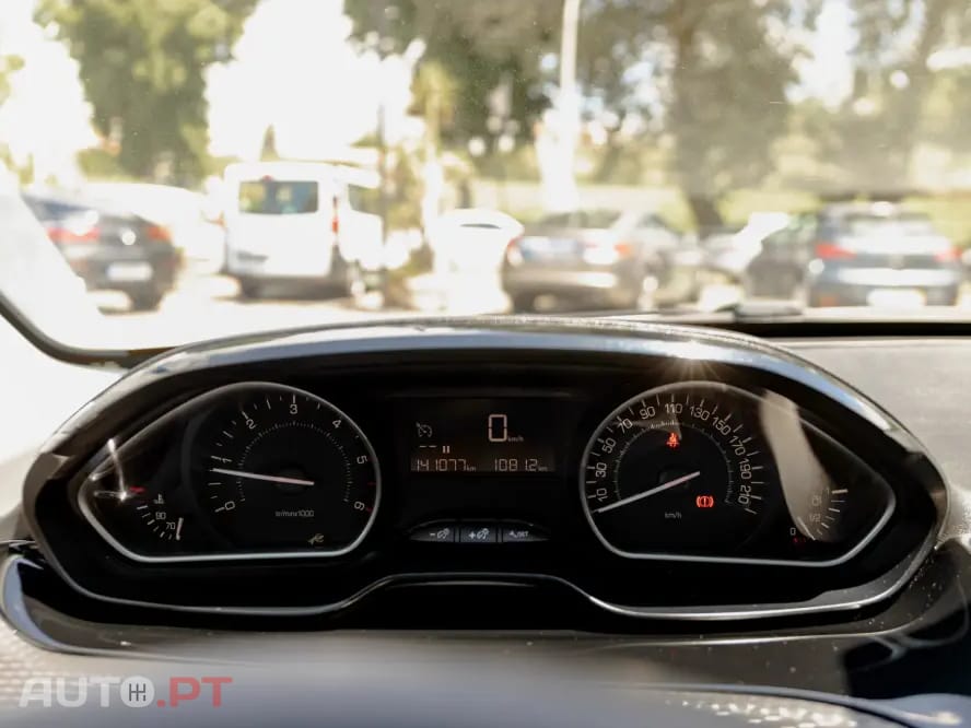 Peugeot 2008 1.6 BlueHDi Style